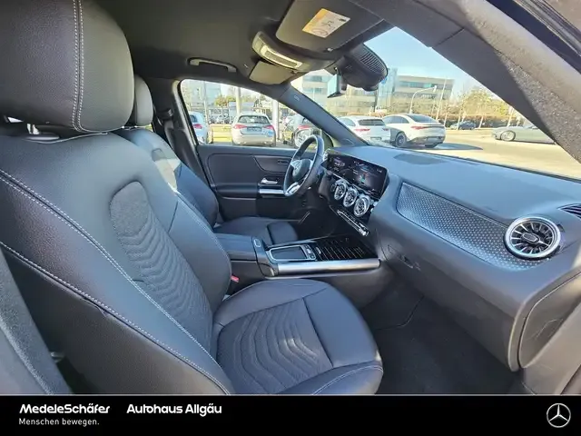 Mercedes-Benz EQA 250