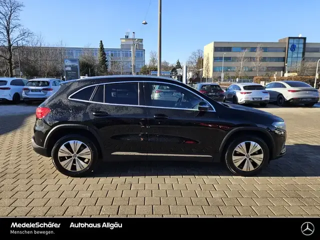 Mercedes-Benz EQA 250