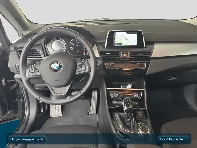 BMW 218