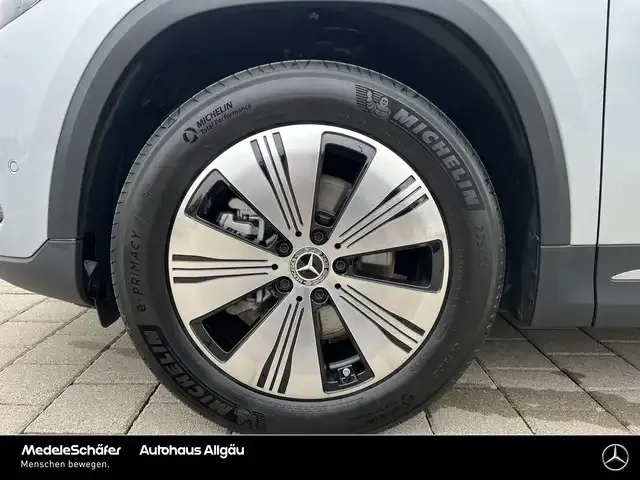 Mercedes-Benz EQA 300