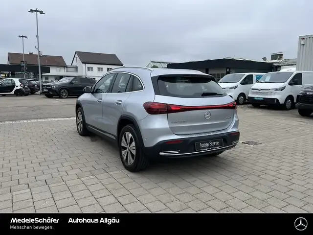 Mercedes-Benz EQA 300