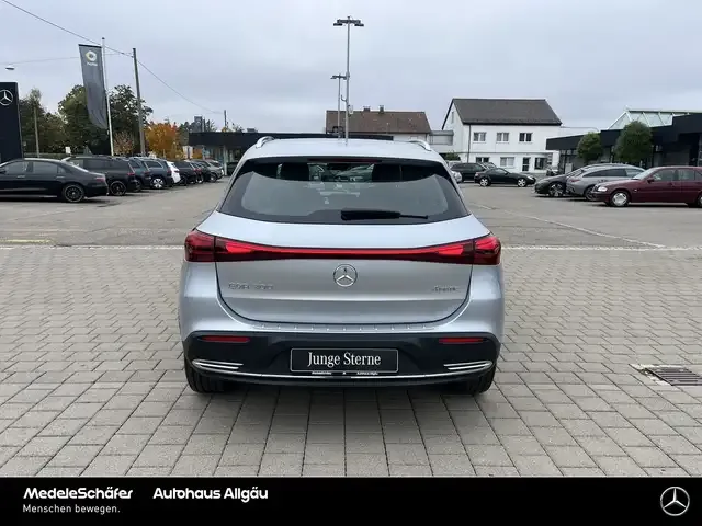 Mercedes-Benz EQA 300