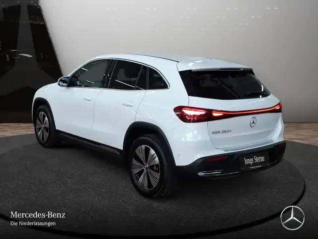 Mercedes-Benz EQA 250