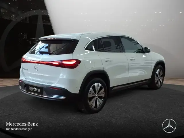 Mercedes-Benz EQA 250