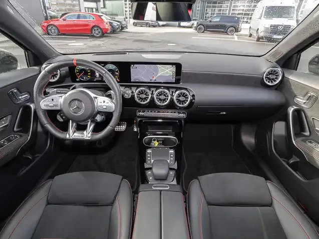 Mercedes-Benz A 45 AMG