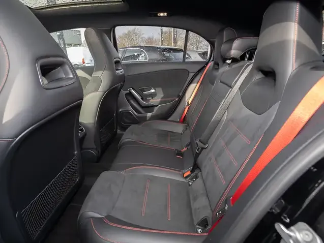 Mercedes-Benz A 45 AMG