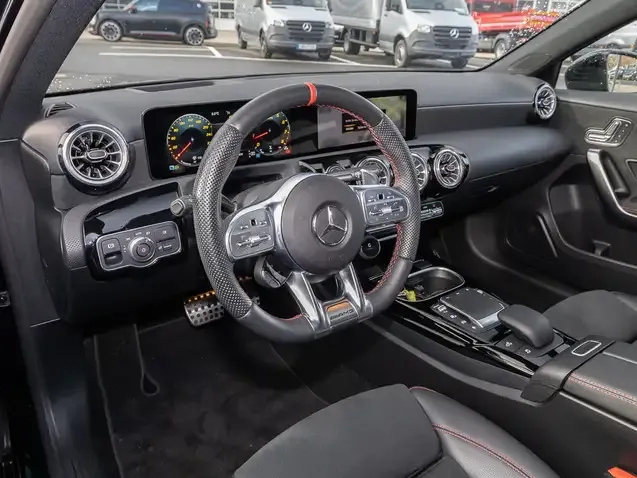 Mercedes-Benz A 45 AMG