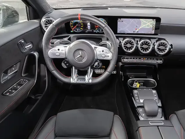 Mercedes-Benz A 45 AMG