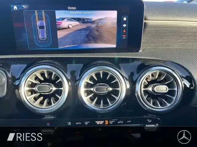 Mercedes-Benz A 35 AMG