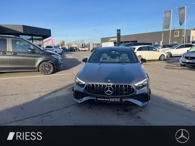 Mercedes-Benz A 35 AMG