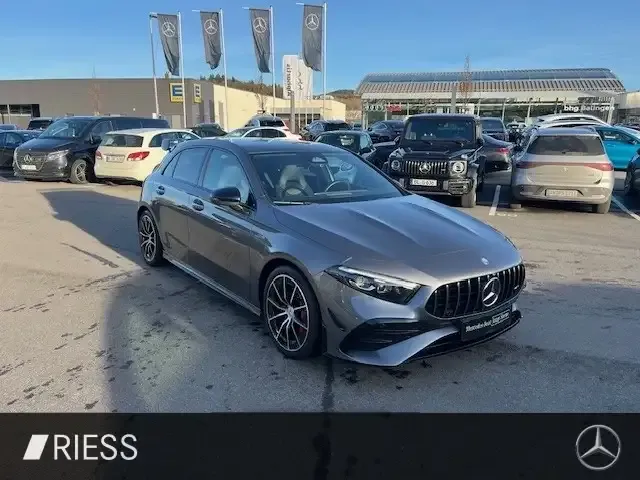 Mercedes-Benz A 35 AMG