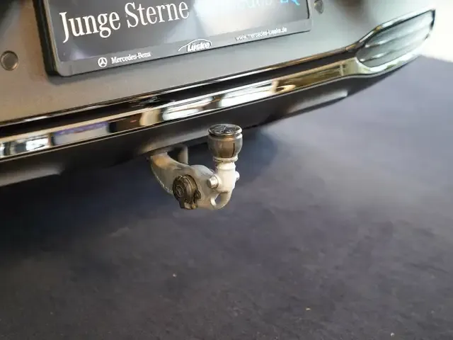 Mercedes-Benz EQE 500