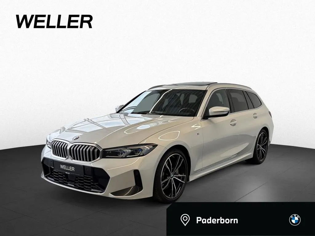 BMW 330