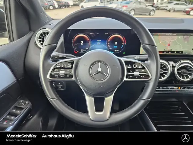 Mercedes-Benz B 250