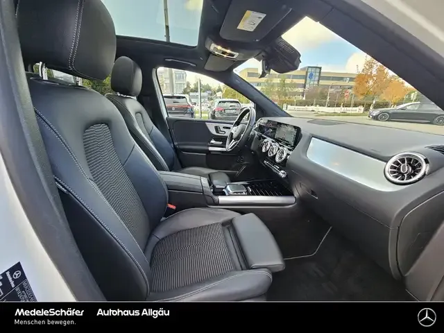 Mercedes-Benz B 250