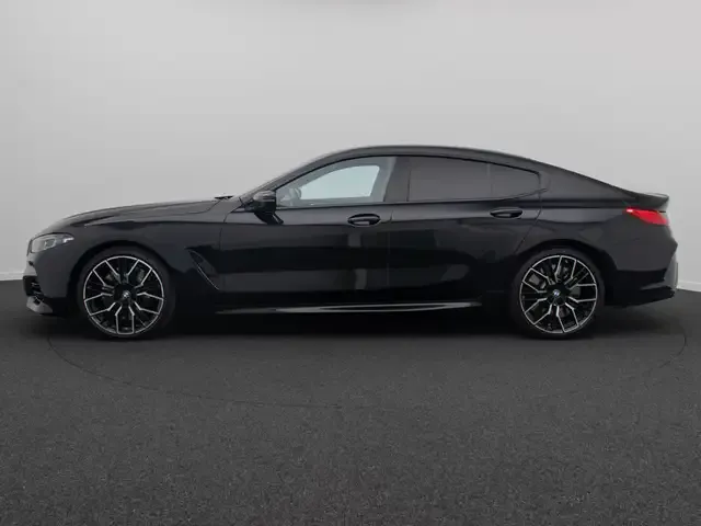 BMW M850