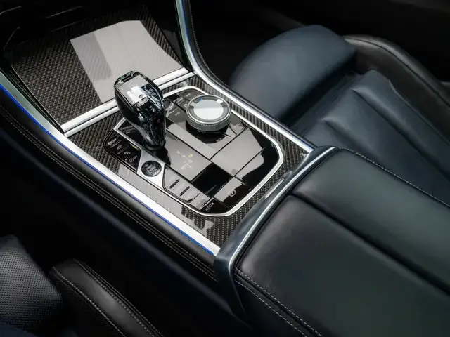 BMW M850