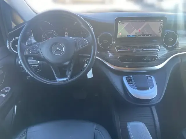 Mercedes-Benz V 250