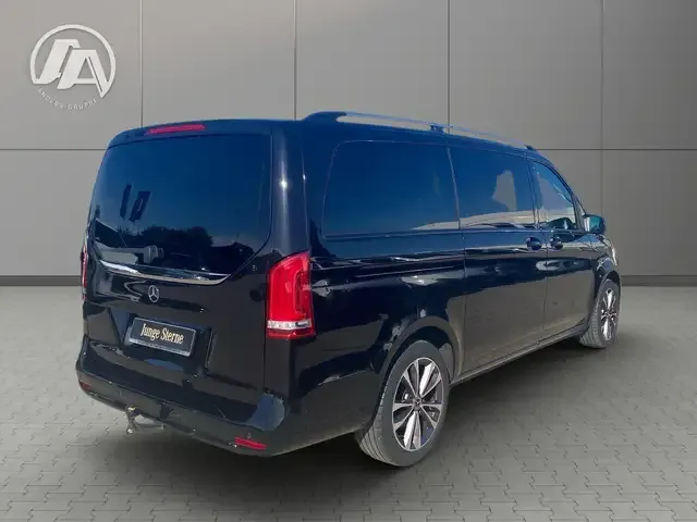 Mercedes-Benz V 250