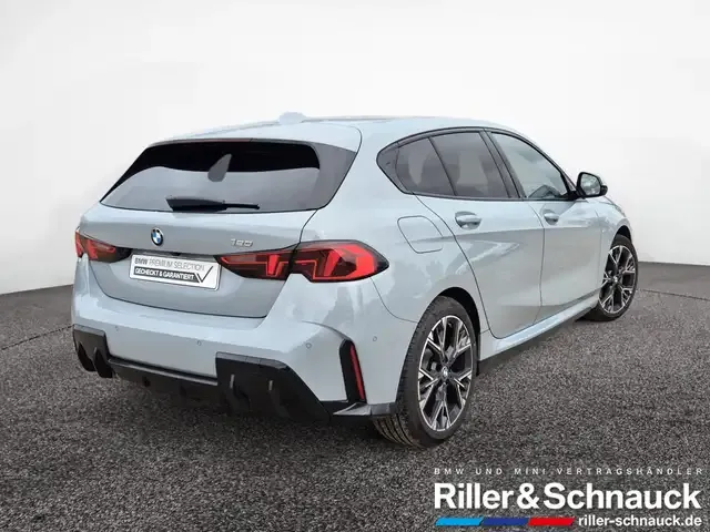 BMW 120