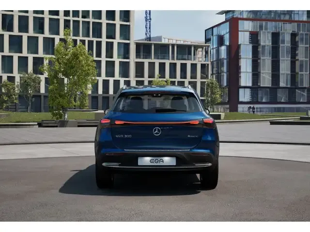 Mercedes-Benz EQA 300