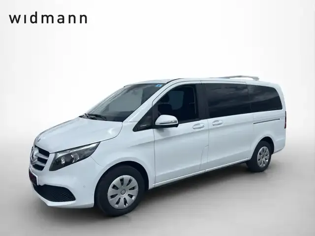 Mercedes-Benz V 220