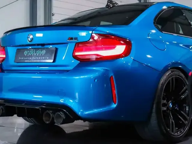 BMW M2