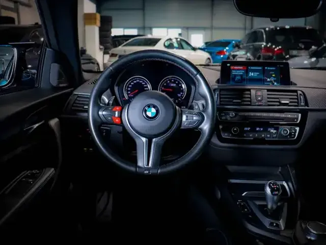 BMW M2