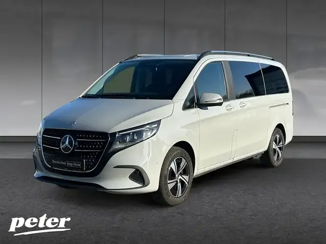 Mercedes-Benz V 220