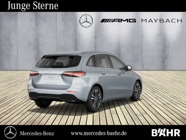 Mercedes-Benz B 200