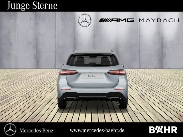 Mercedes-Benz B 200