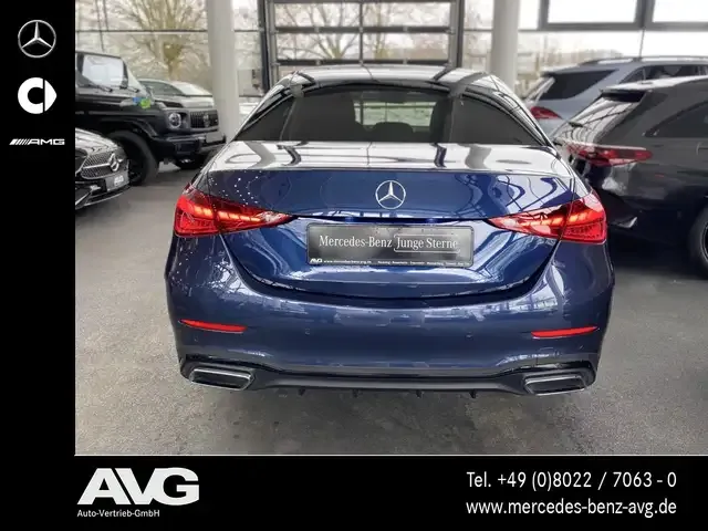 Mercedes-Benz C 220