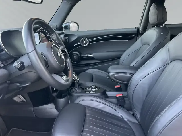 MINI Cooper SE