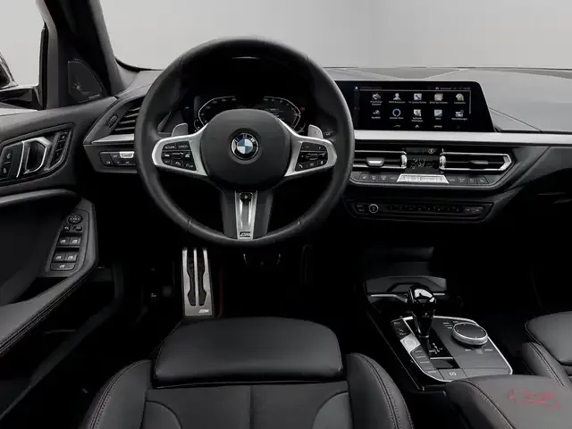 BMW 128