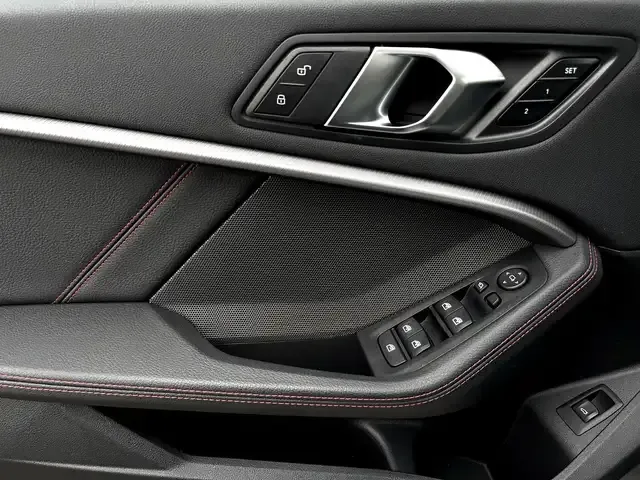 BMW 128