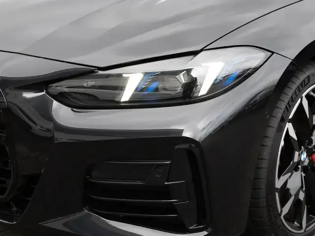 BMW 440