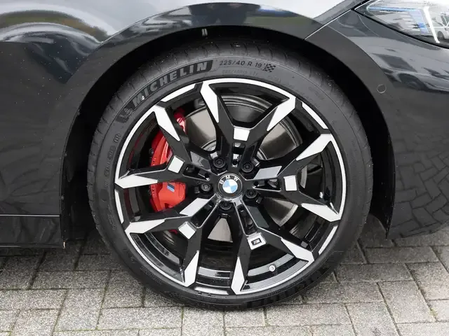 BMW 440