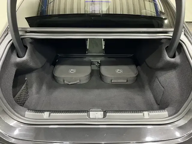 Mercedes-Benz EQE 350