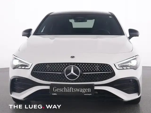 Mercedes-Benz CLA 200
