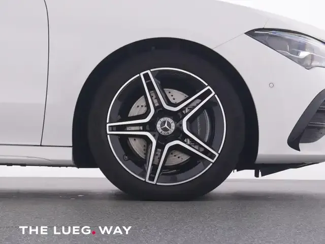 Mercedes-Benz CLA 200