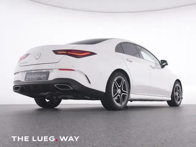 Mercedes-Benz CLA 200