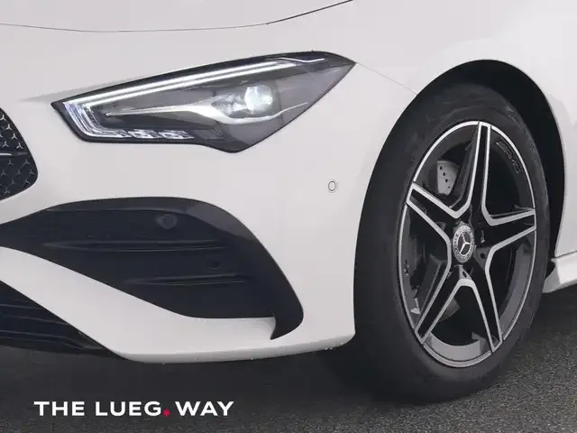 Mercedes-Benz CLA 200