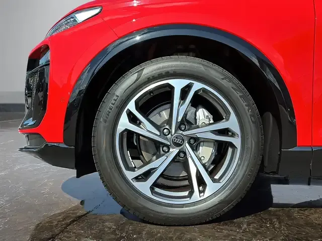 Audi Q6