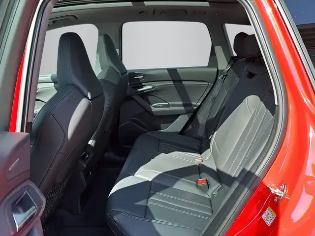 Audi Q6