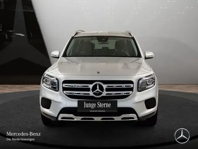 Mercedes-Benz GLB 180