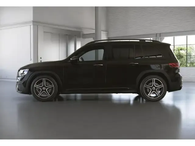 Mercedes-Benz GLB 220