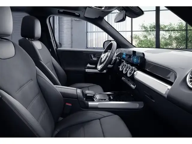 Mercedes-Benz GLB 220