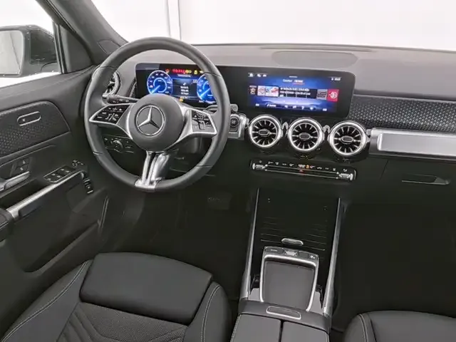 Mercedes-Benz EQB 350