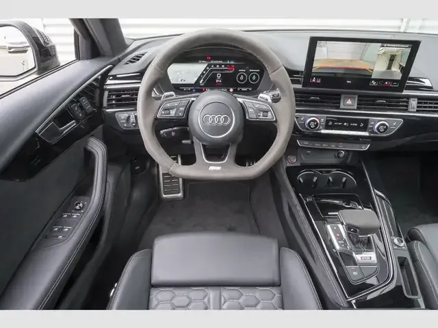 Audi RS4