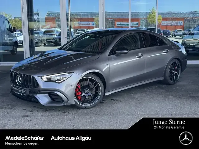 Mercedes-Benz CLA 45 AMG